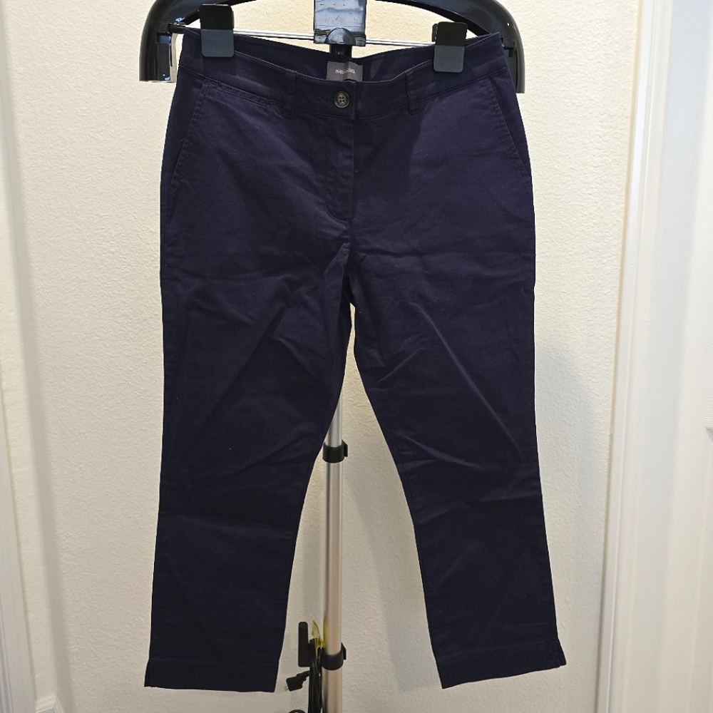 Sussan Womens Capri Pants